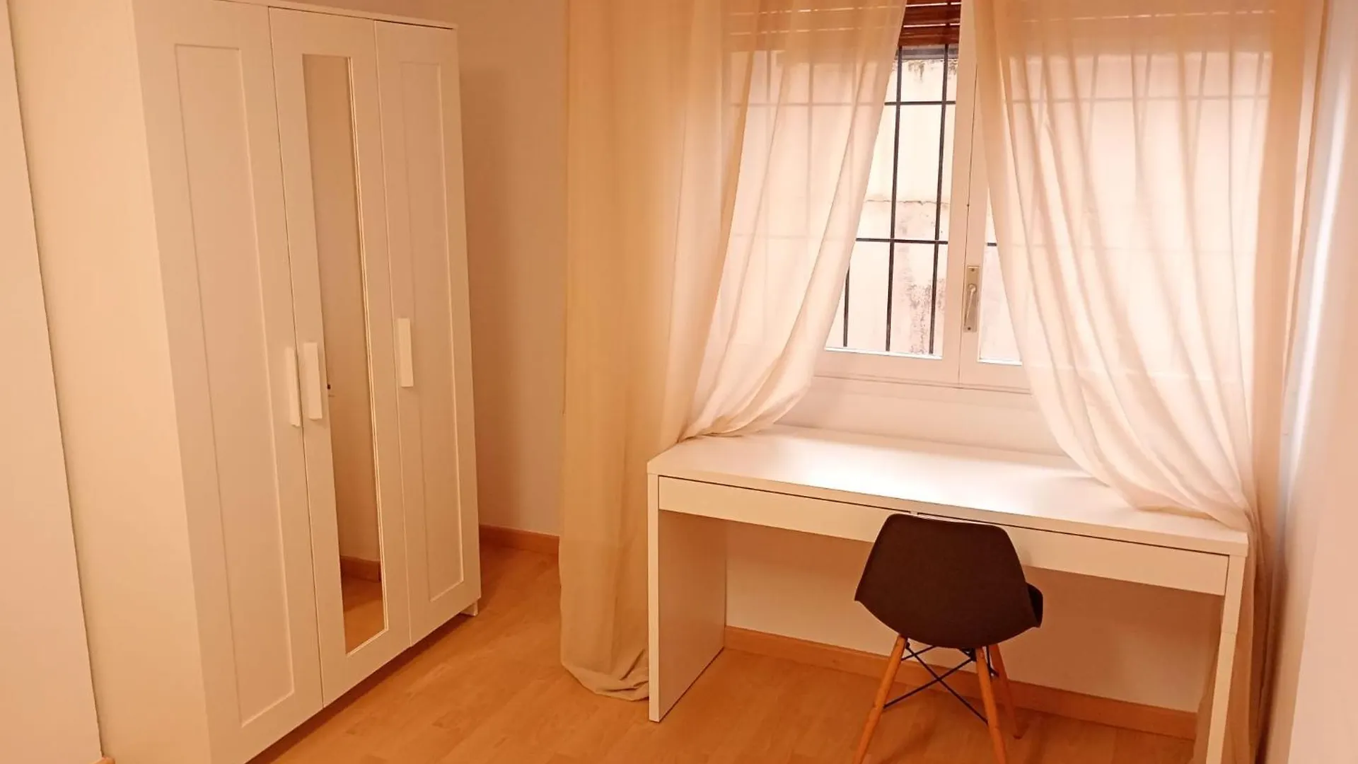 Double Rooms Centro City Barcelona Guest house