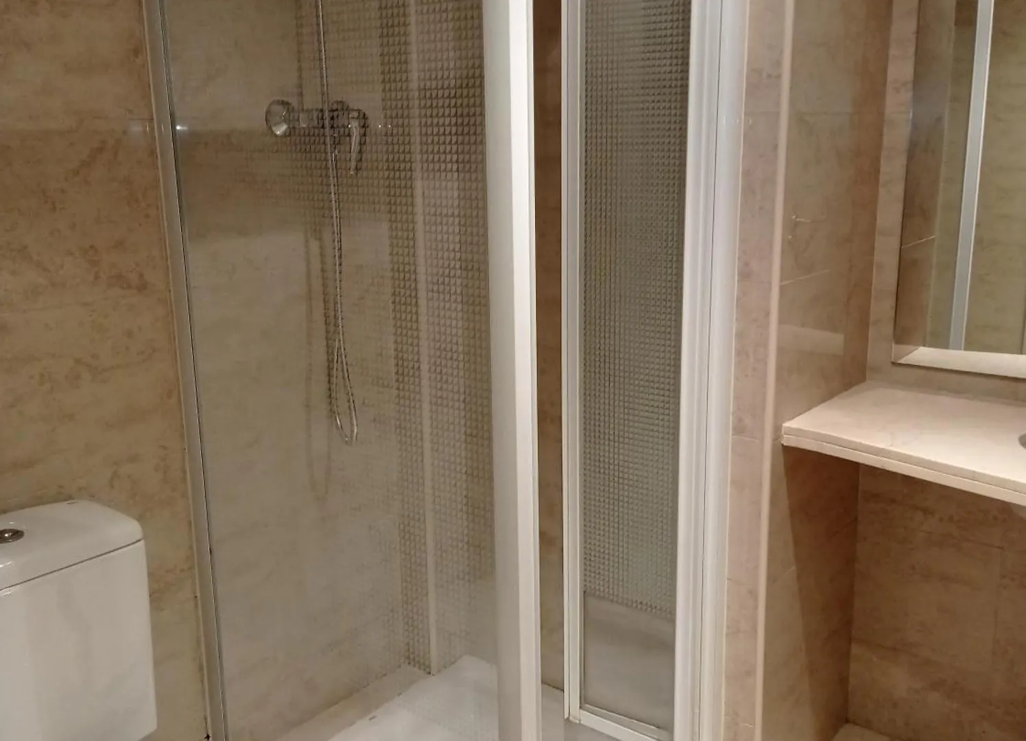 Double Private Rooms Center City Barcelona
